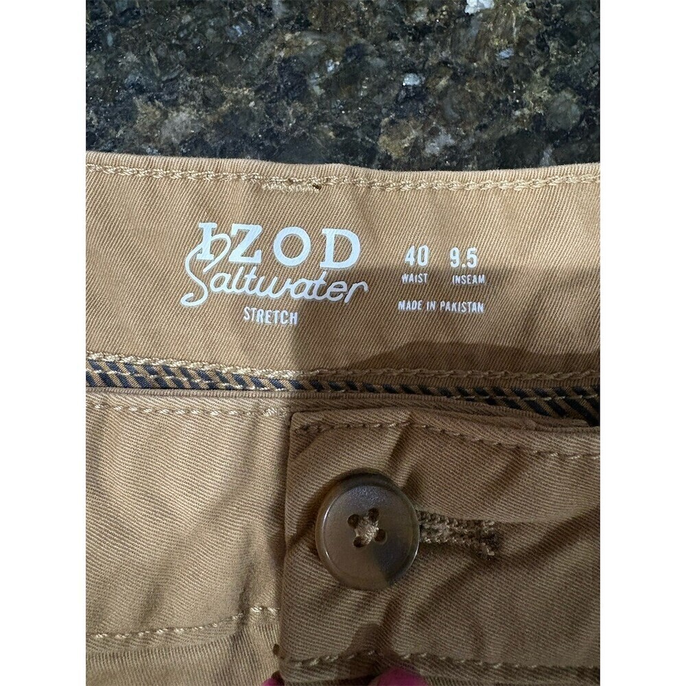 IZOD Saltwater Chino Shorts Men's Size 40 Tan Khaki Flat Front 10 Inseam - Picture 10 of 11
